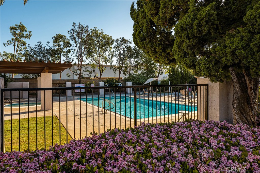 Property photo 44