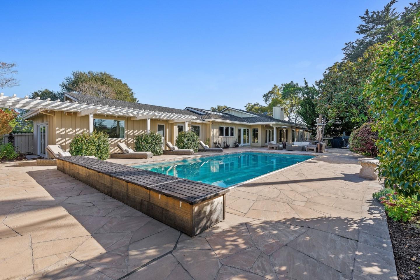 Property photo 34