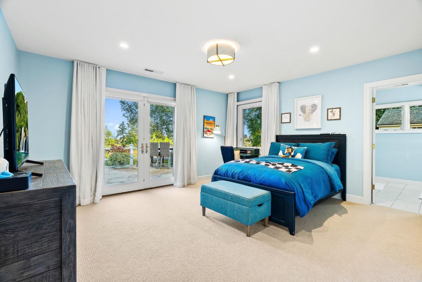 Property photo 44