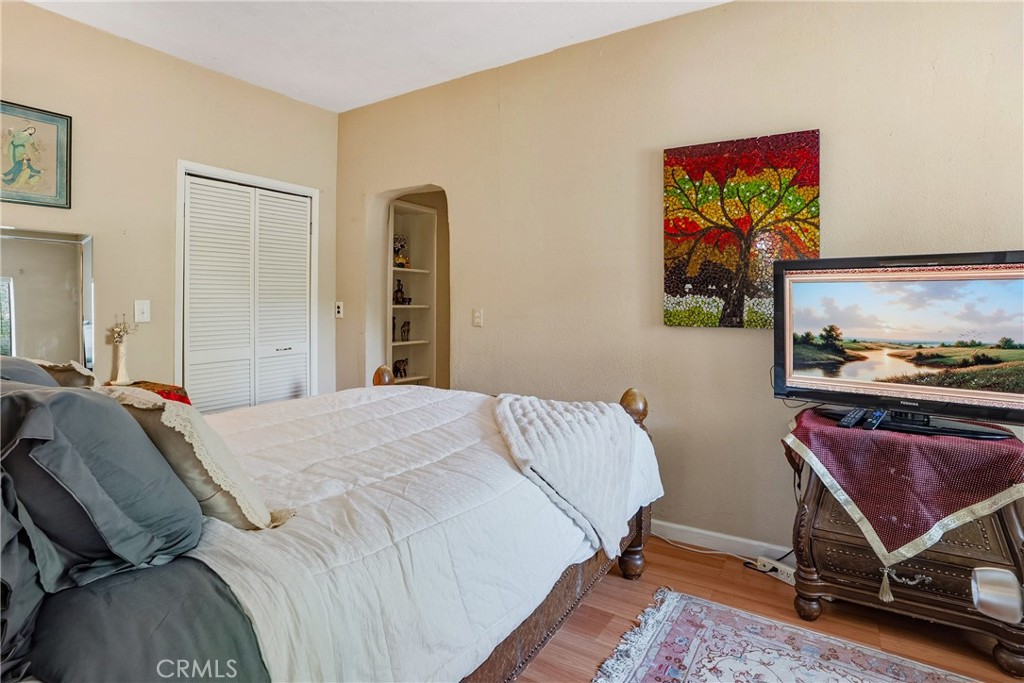 Property photo 24