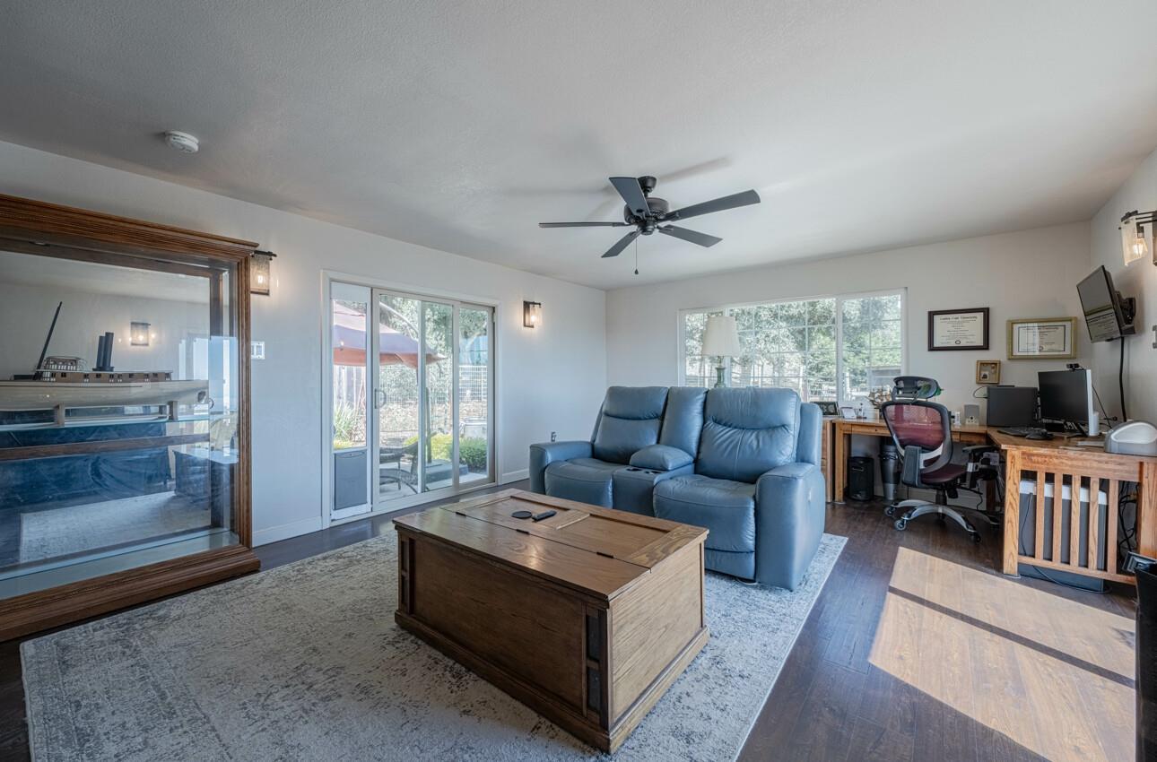 Property photo 46