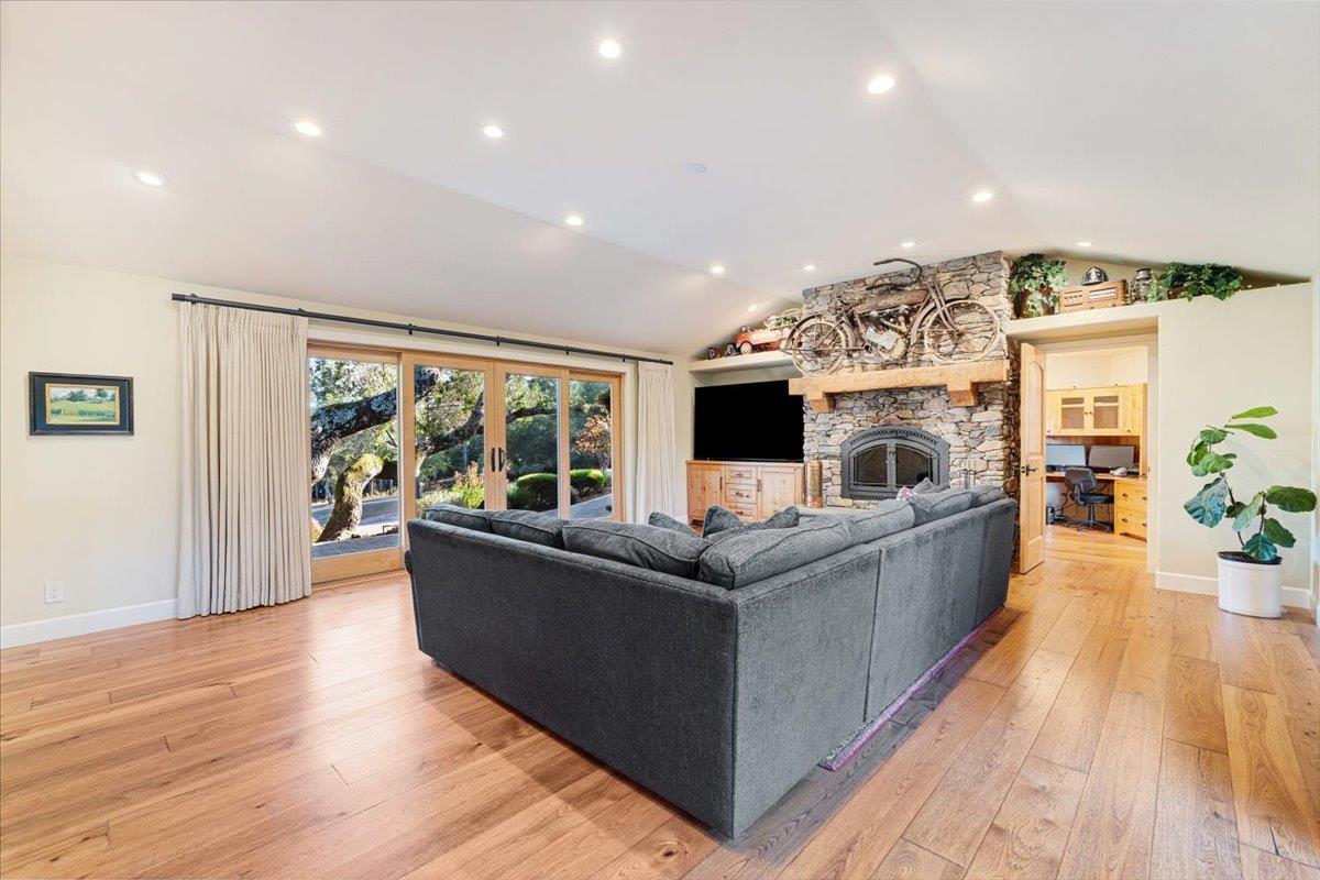 Property photo 40