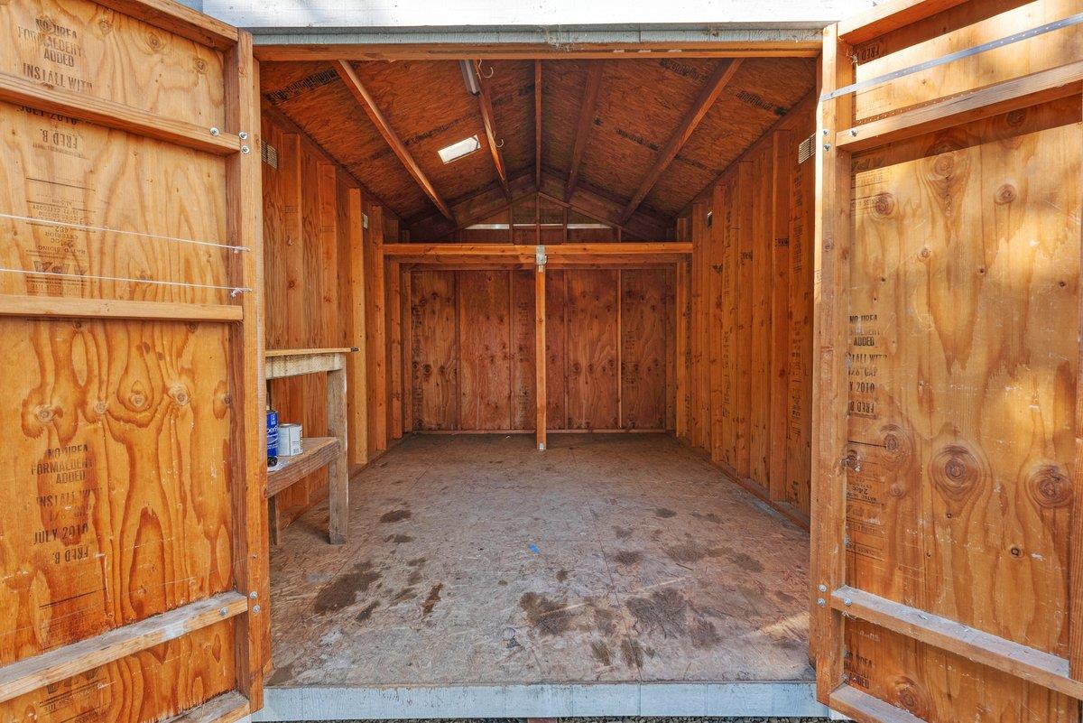 Property photo 31