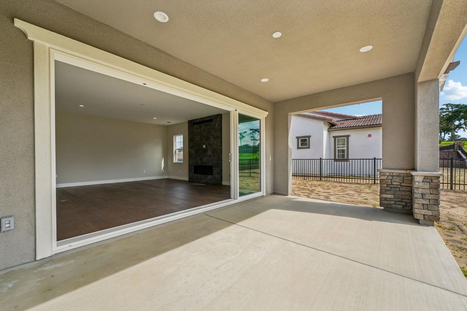 Property photo 36
