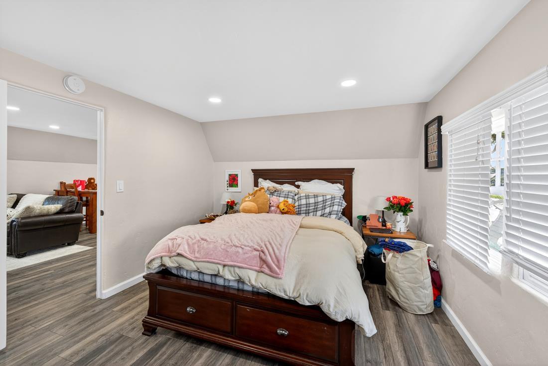 Property photo 33