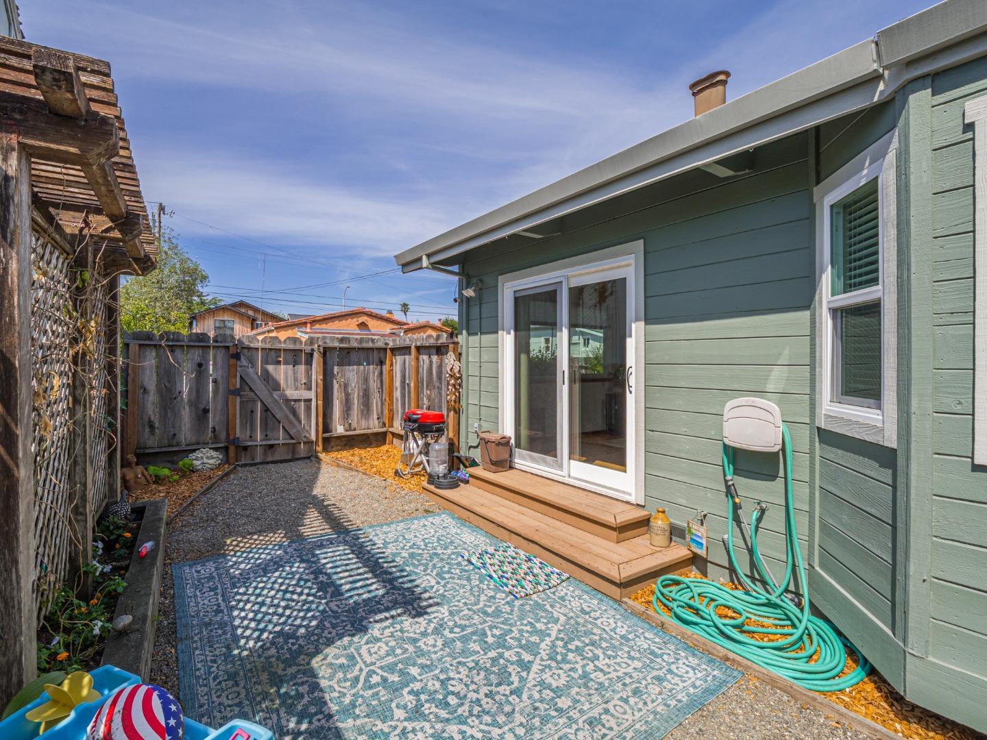 Property photo 32