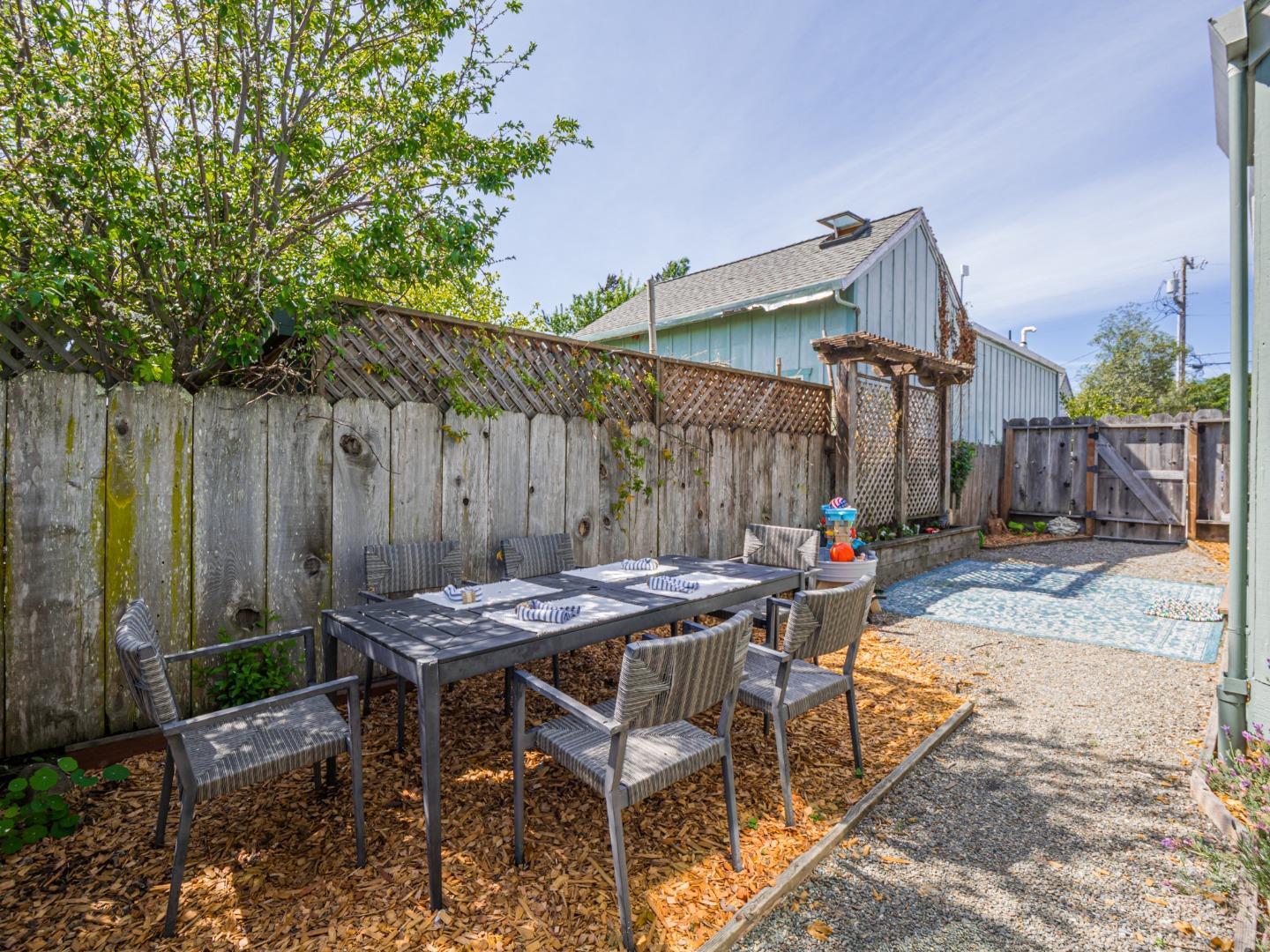 Property photo 37