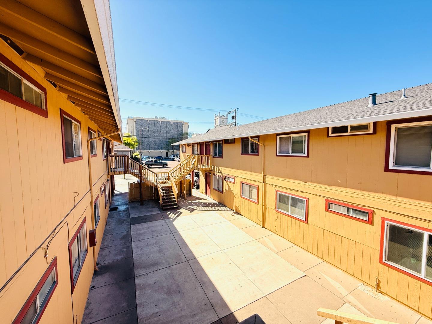 Property photo 24
