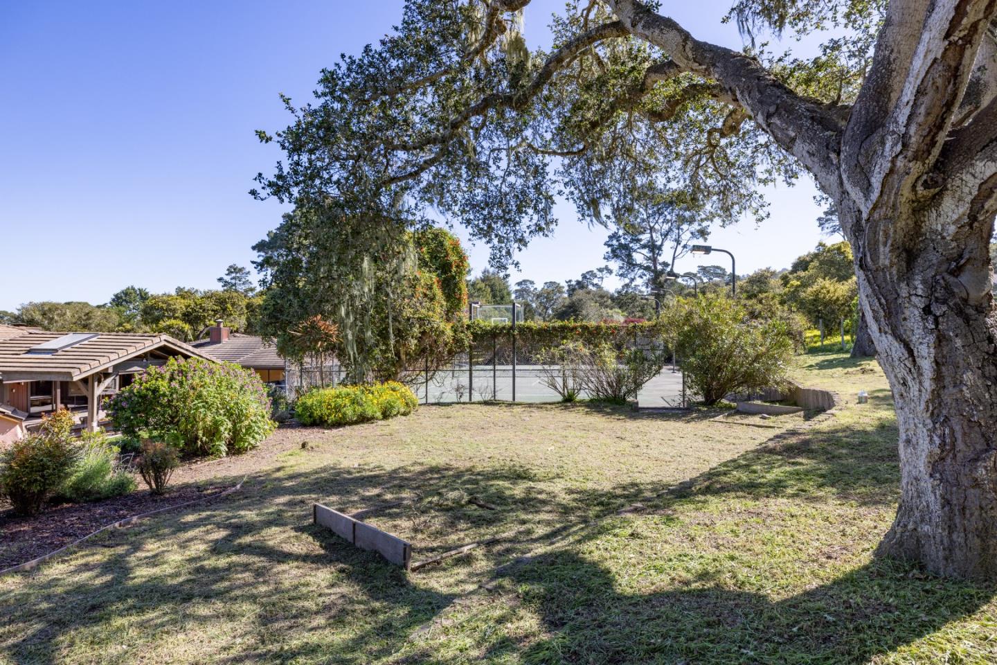 Property photo 40