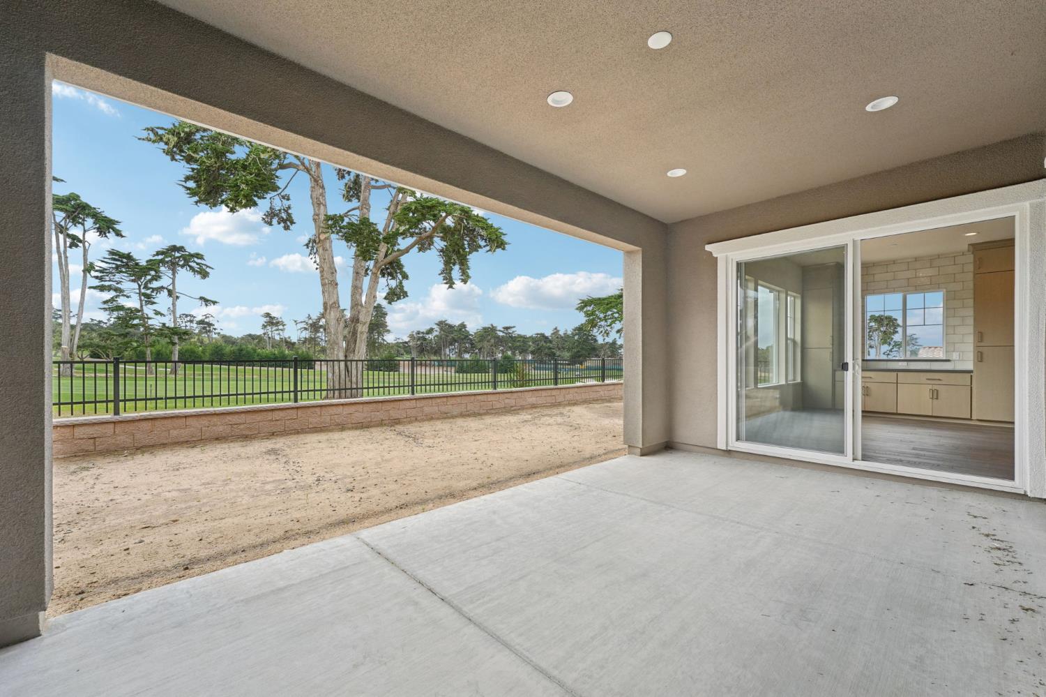 Property photo 36