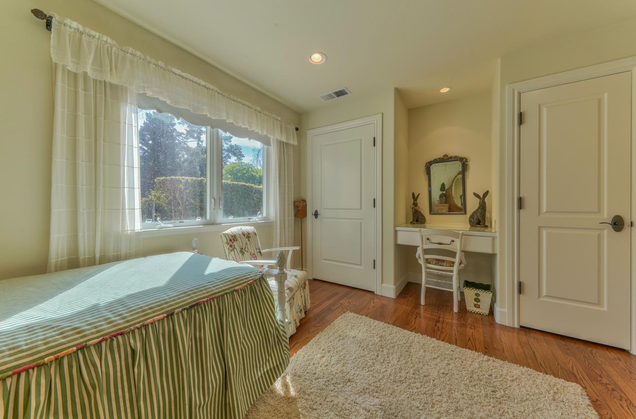 Property photo 35