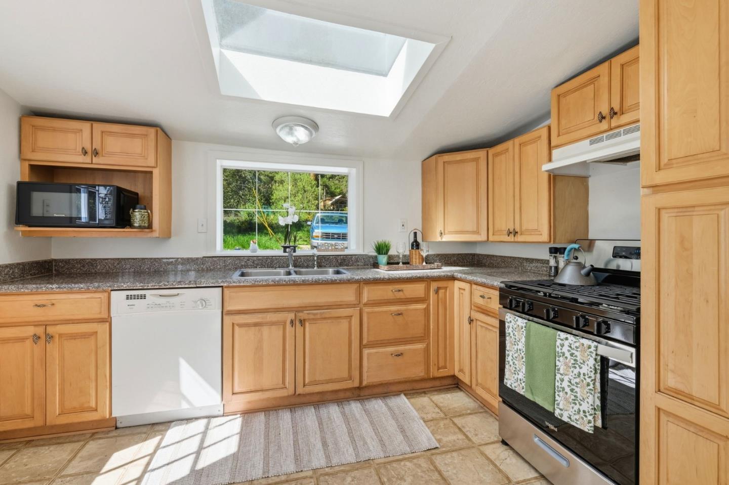 Property photo 31