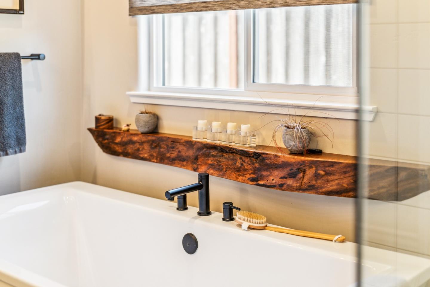 Property photo 50