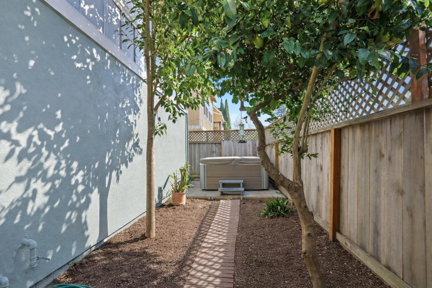 Property photo 31