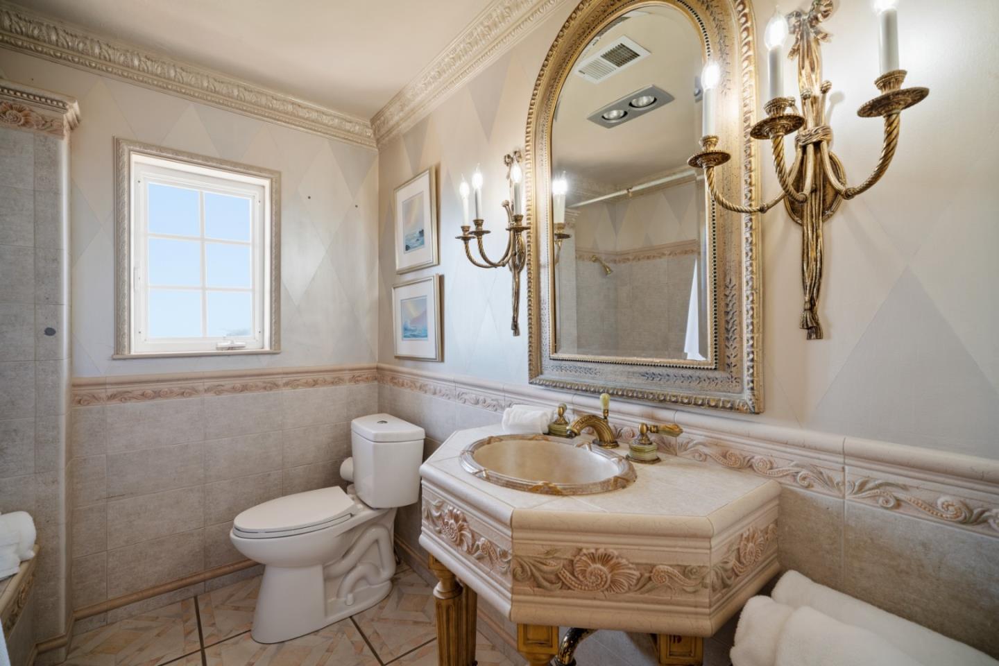 Property photo 43