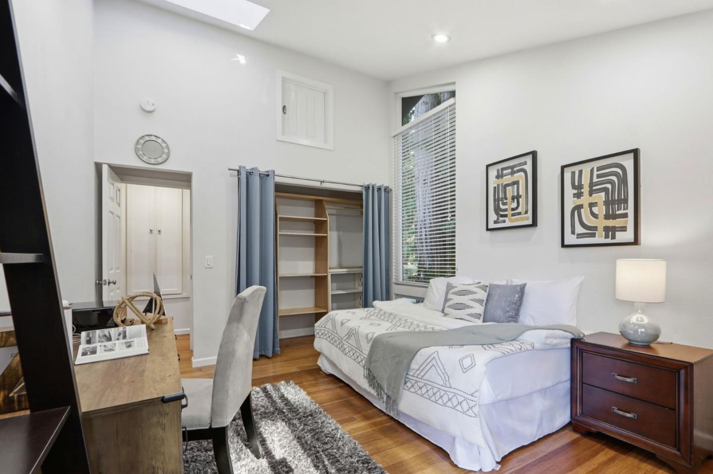 Property photo 24