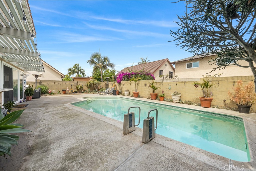 Property photo 44