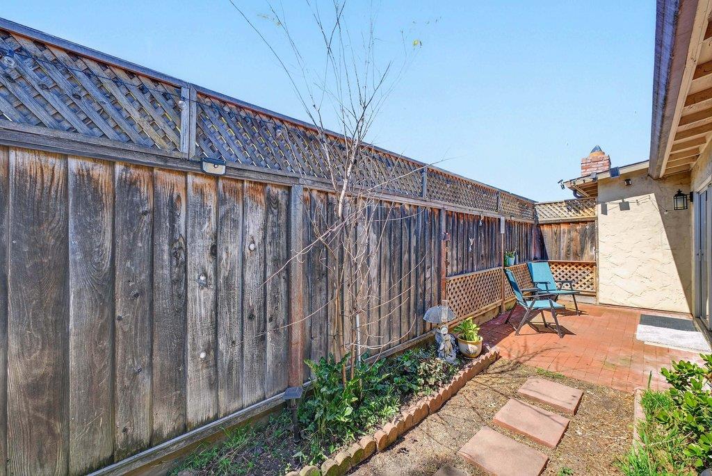 Property photo 32