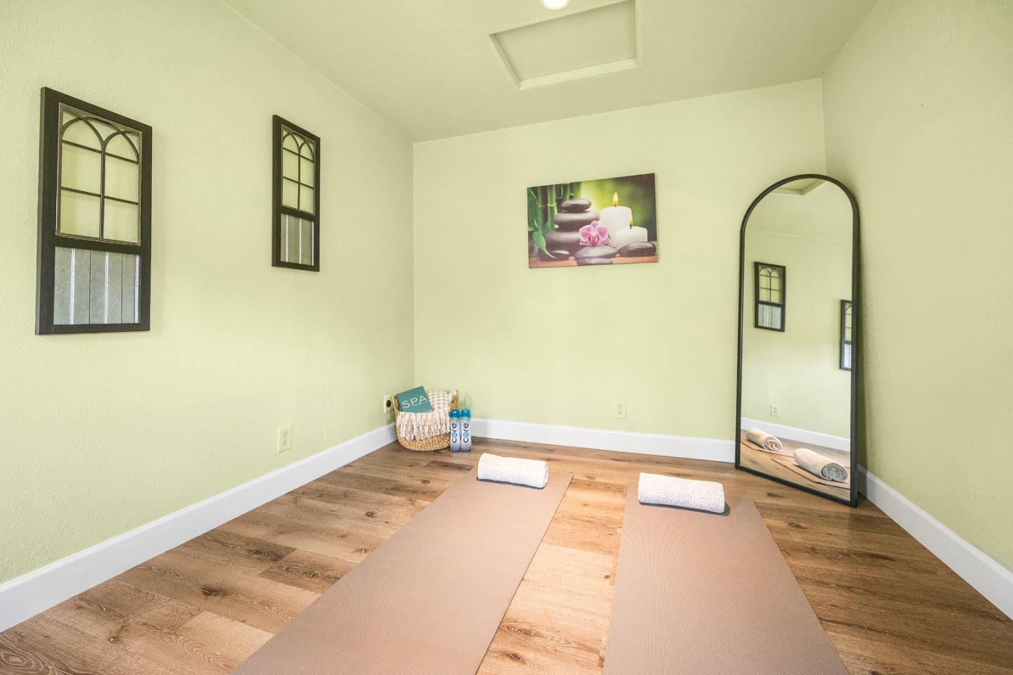 Property photo 44