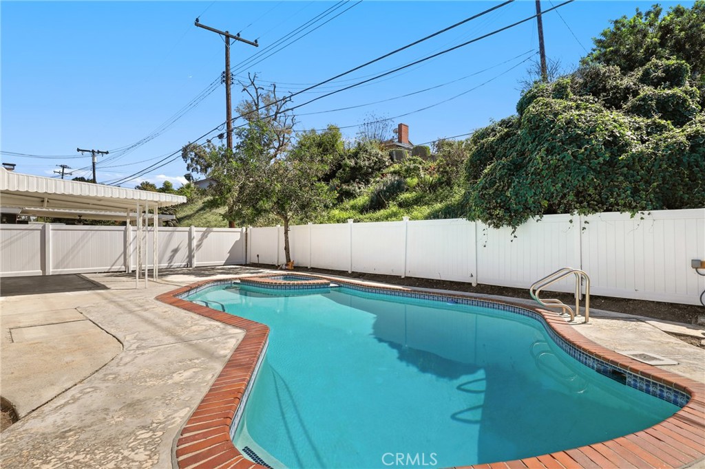 Property photo 38