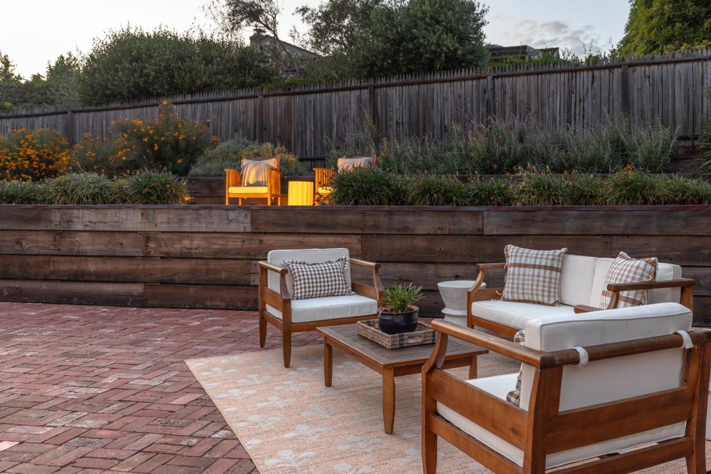 Property photo 44