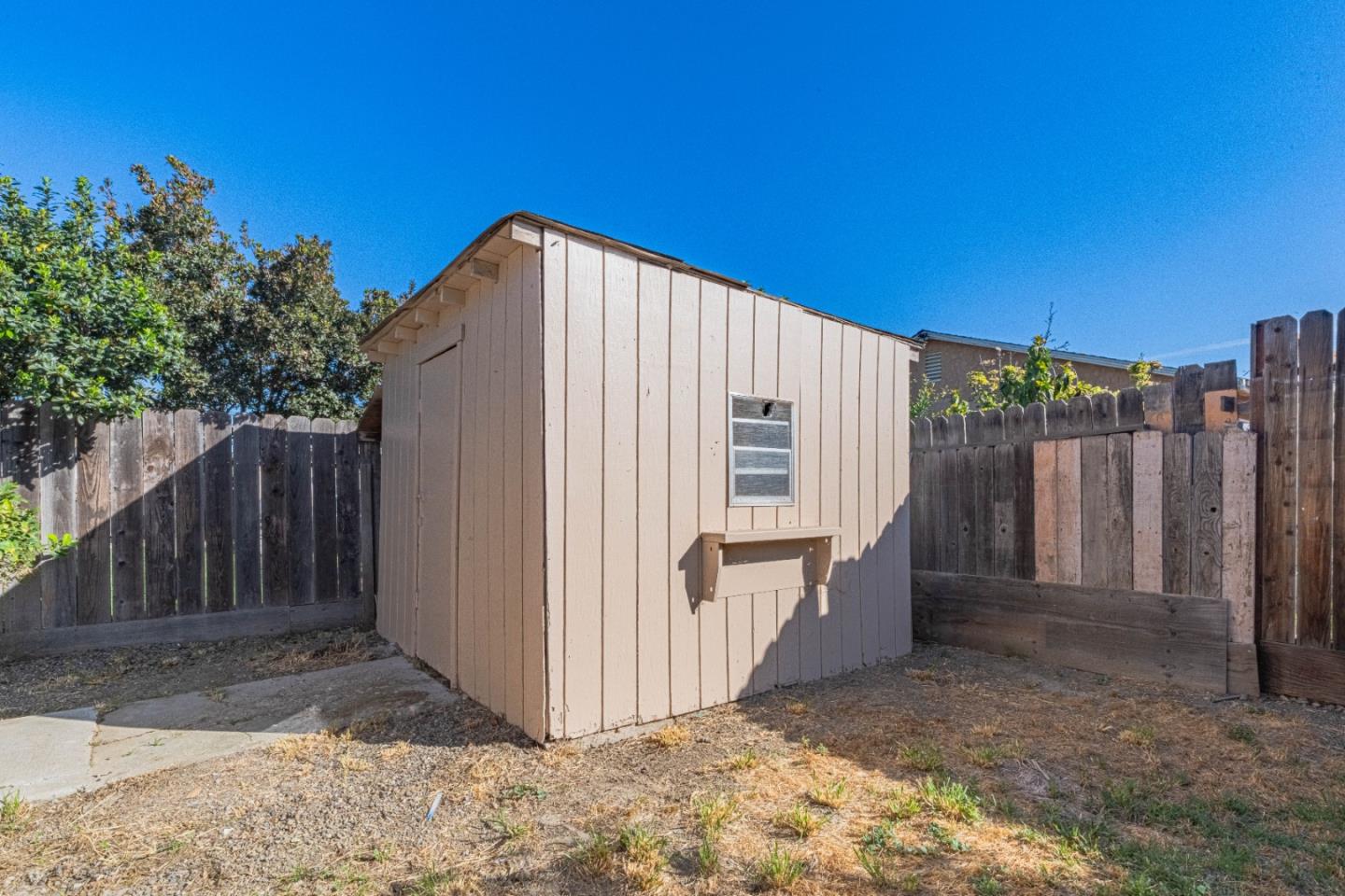 Property photo 32