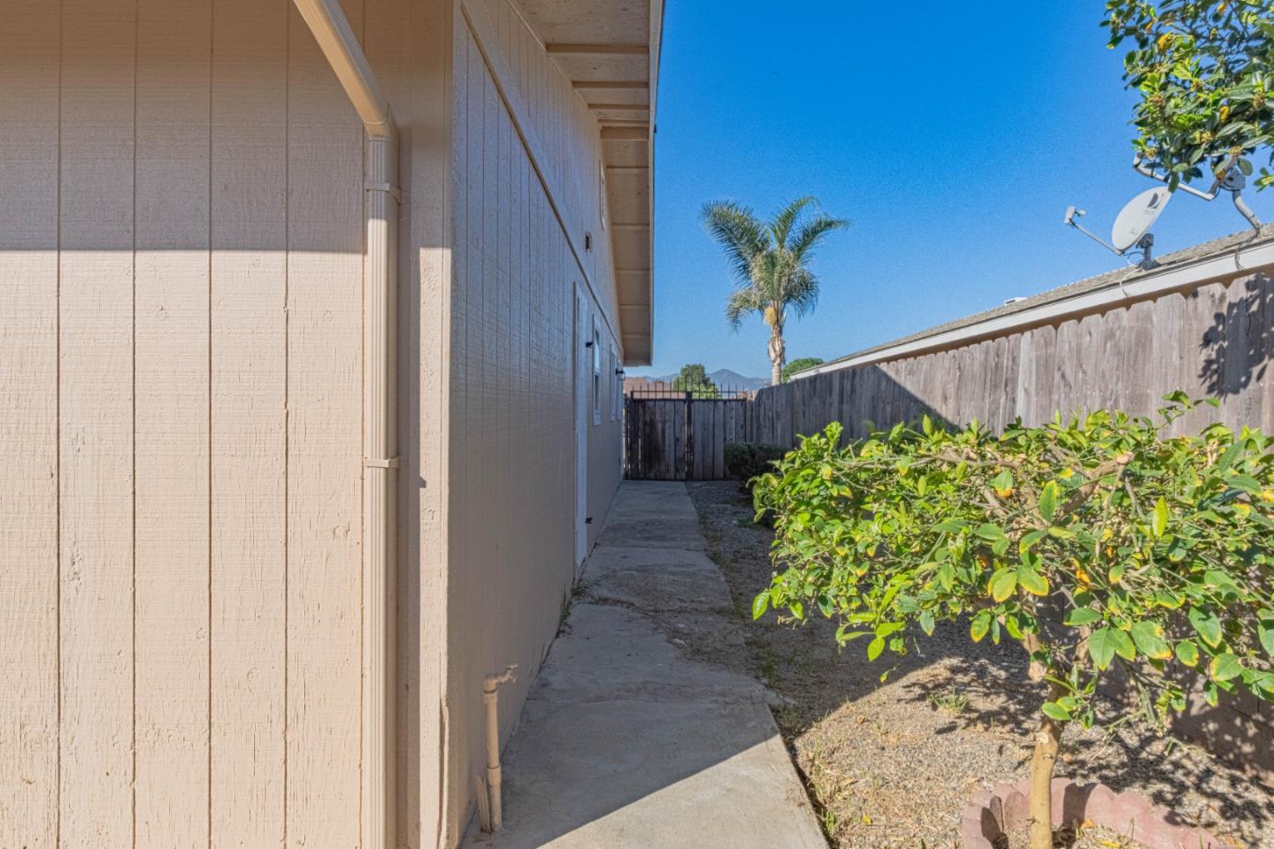 Property photo 33