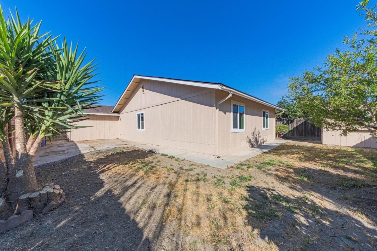 Property photo 40