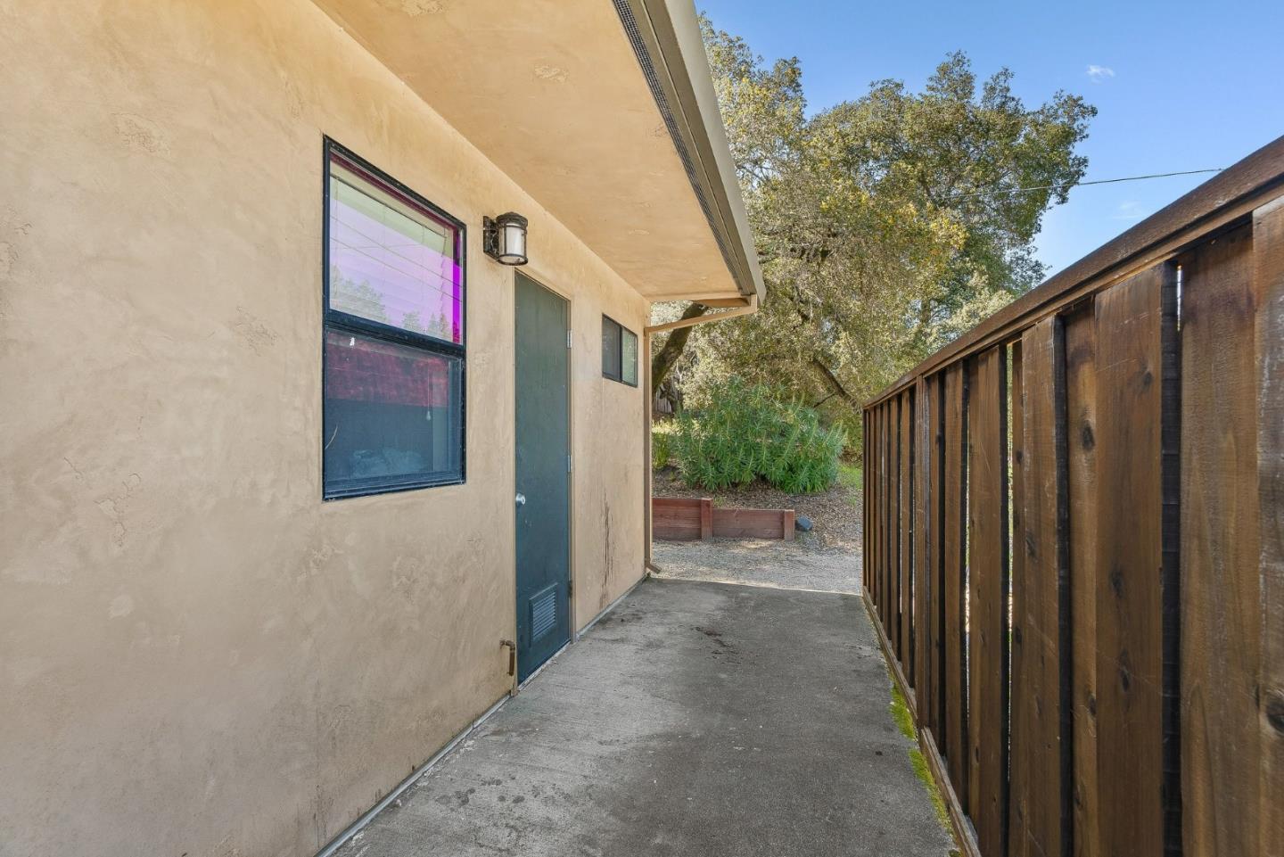 Property photo 50