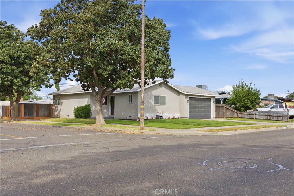 Property photo 38