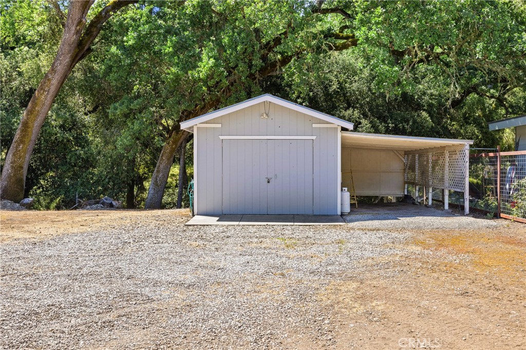 Property photo 50