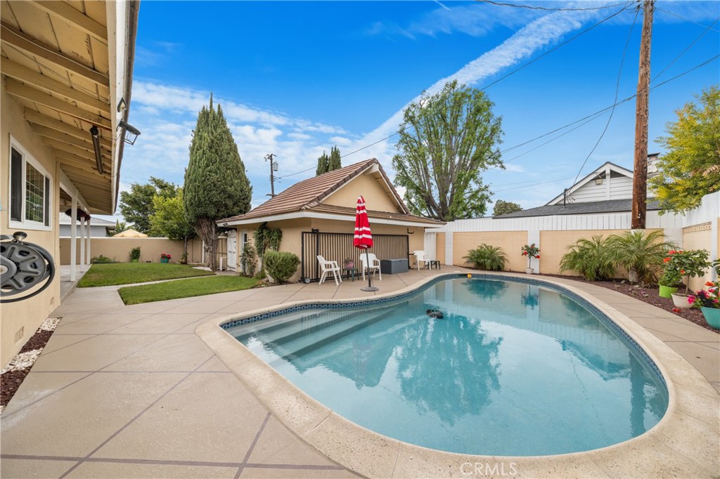 Property photo 33