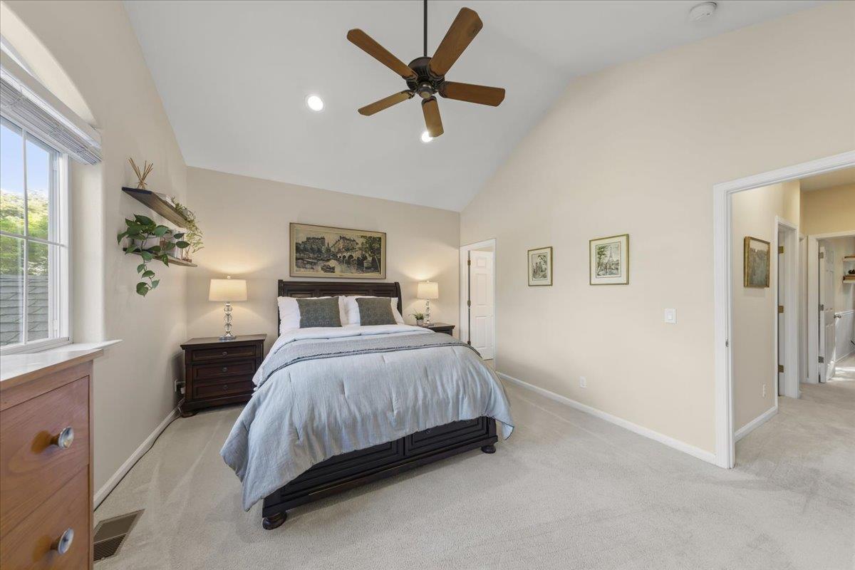 Property photo 28