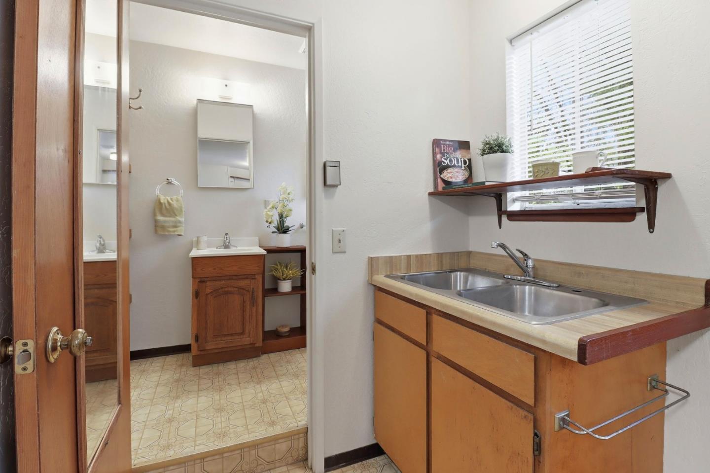 Property photo 37