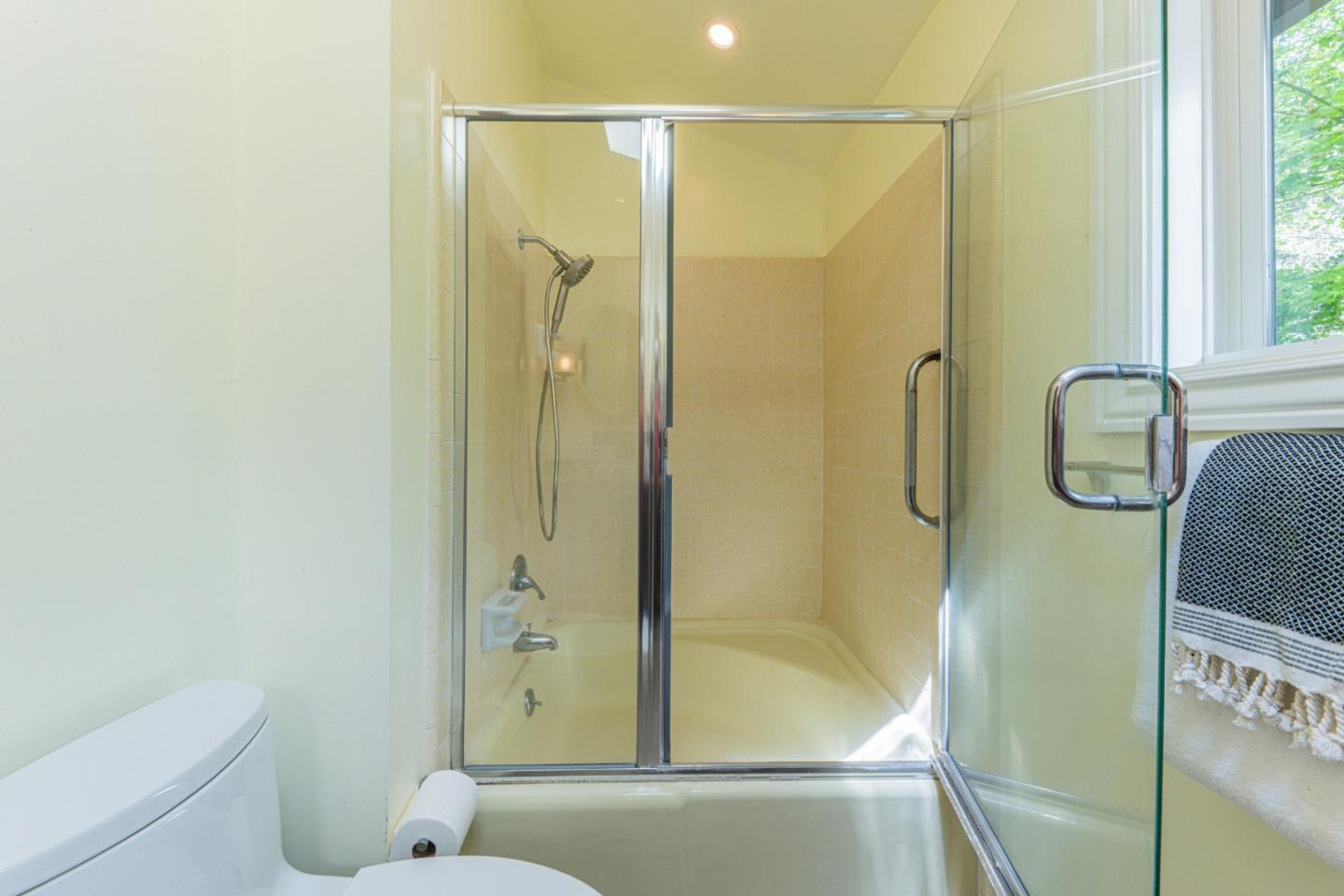 Property photo 44