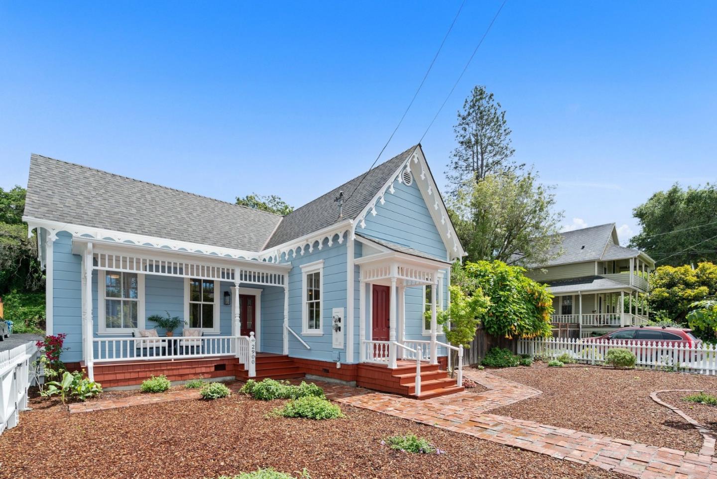 2900 S Main St