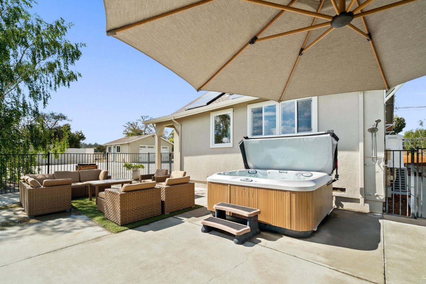 Property photo 38