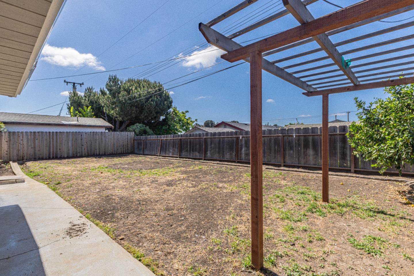 Property photo 37