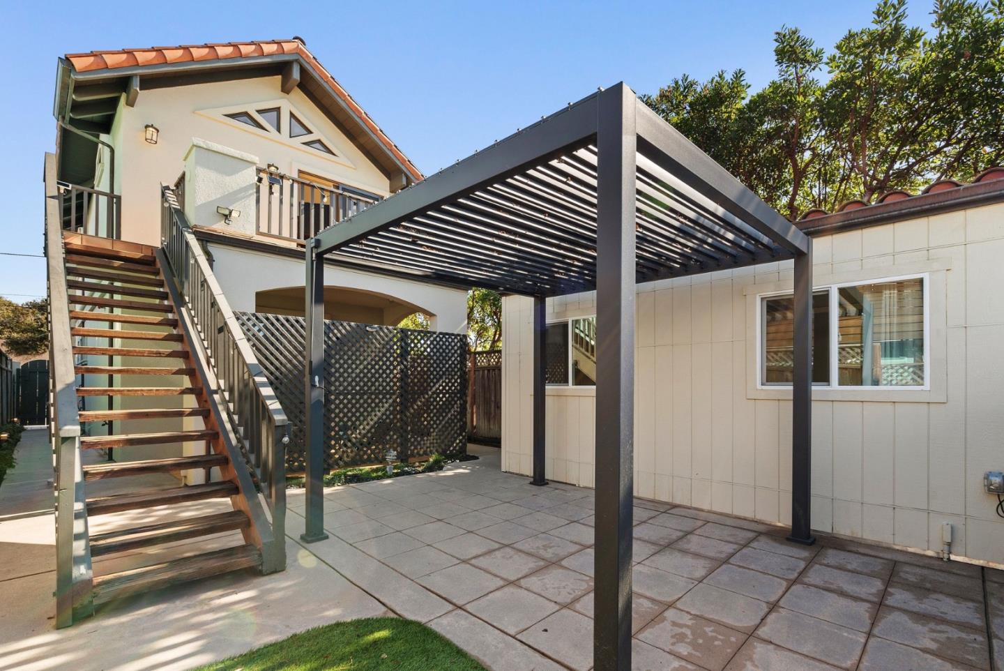 Property photo 44