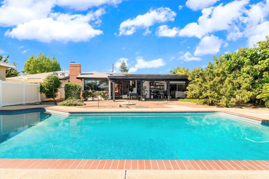 Property photo 37