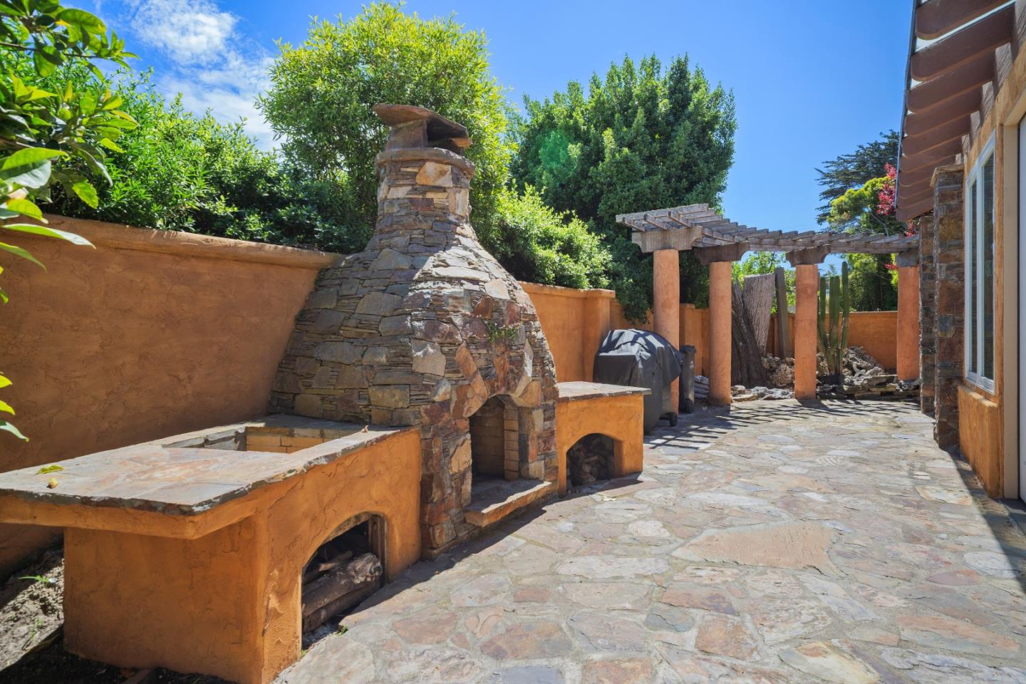 Property photo 37