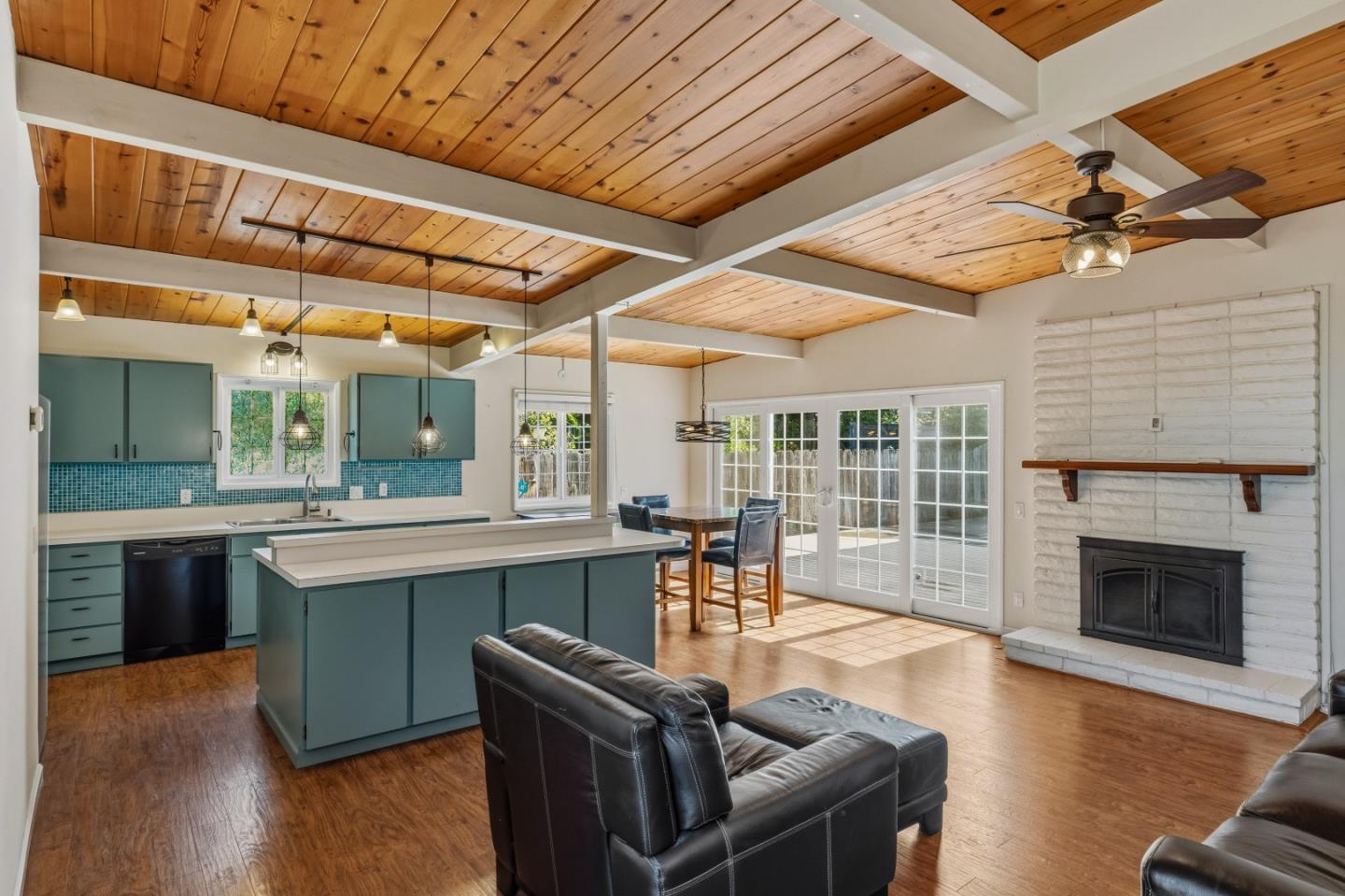 3058 Berney Dr