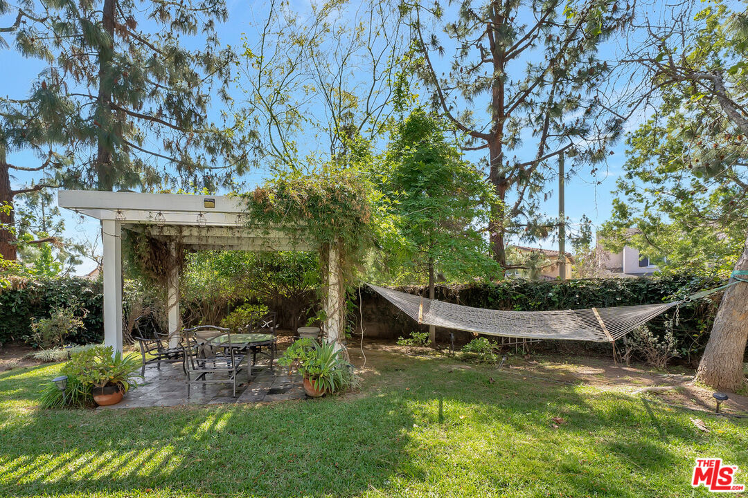 Property photo 33