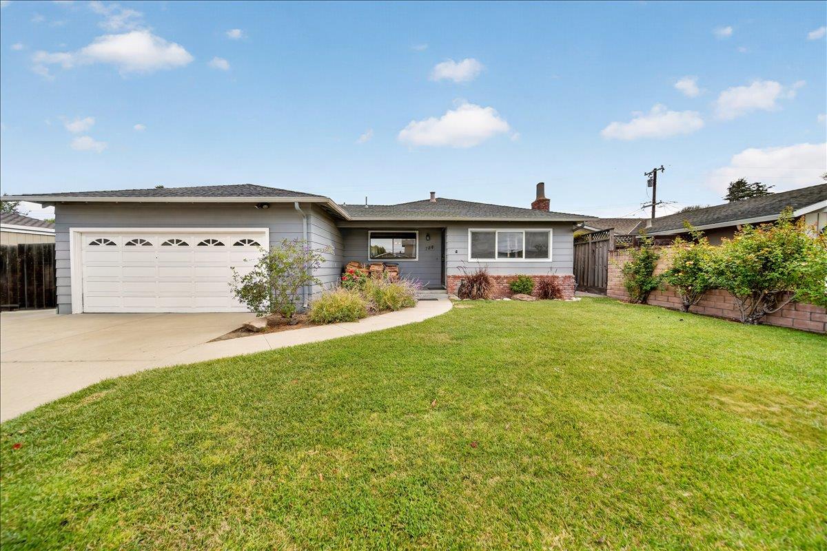 788 Bedford Dr