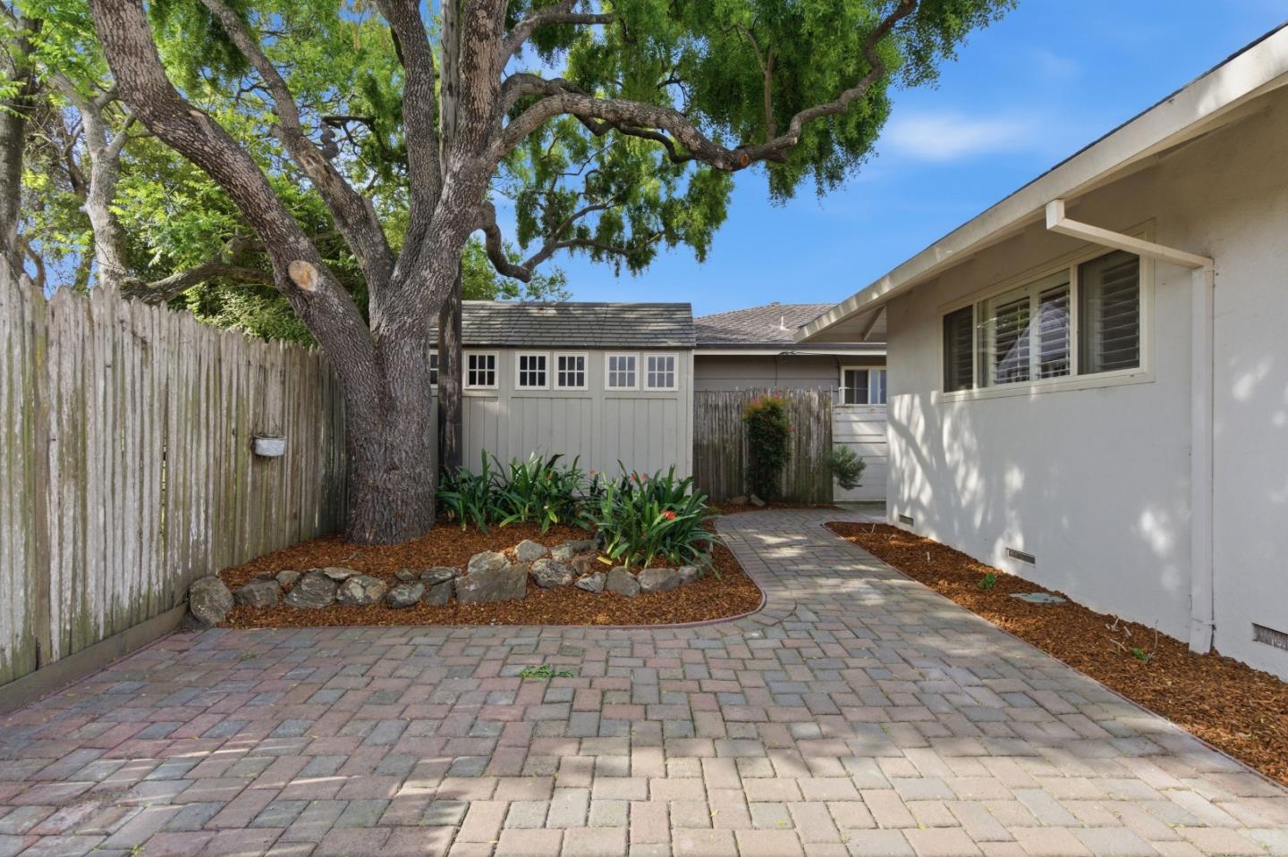Property photo 44