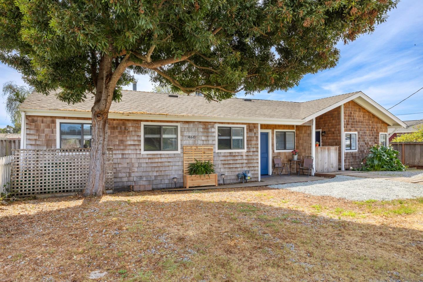 460 Rodriguez St