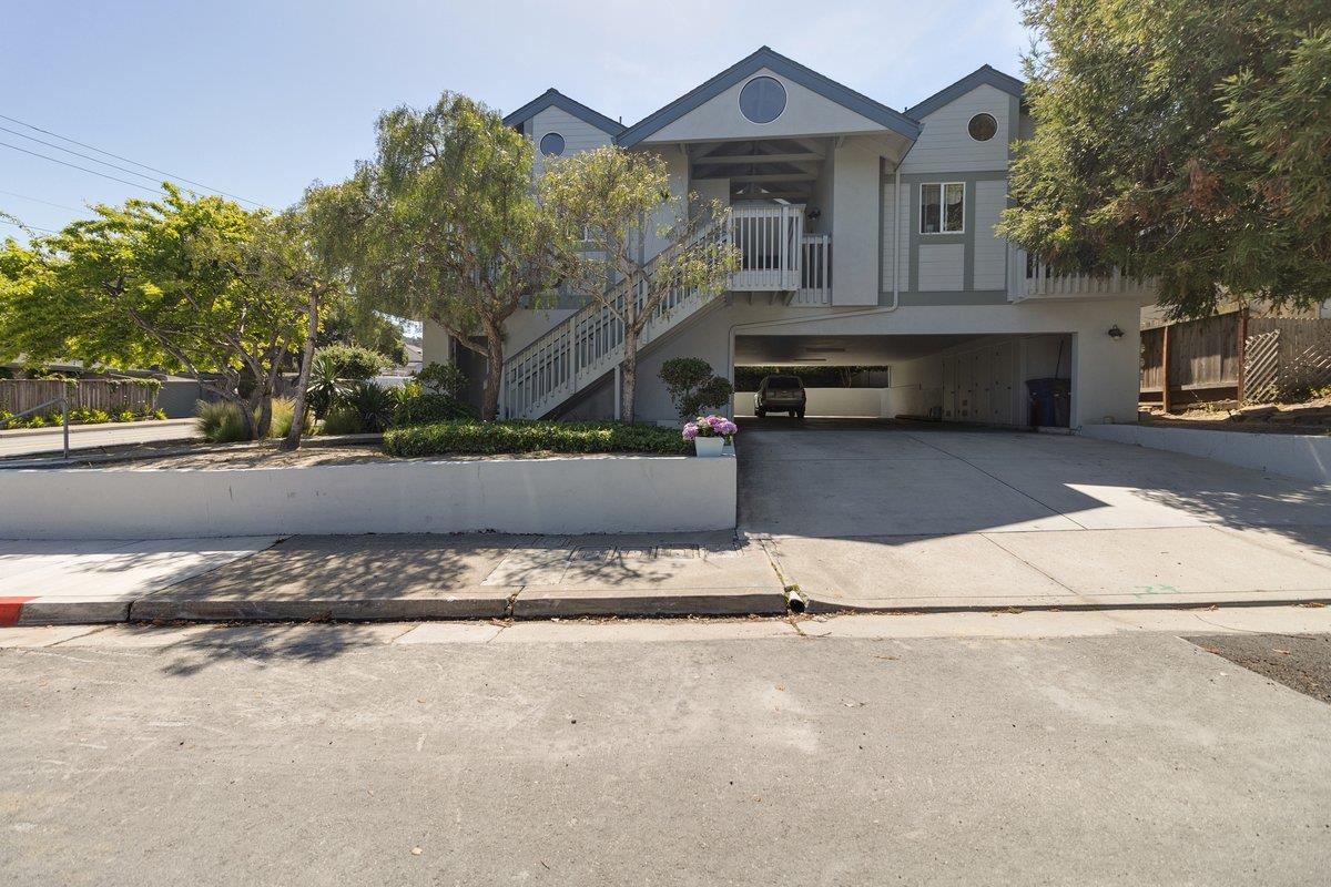700 David Ave