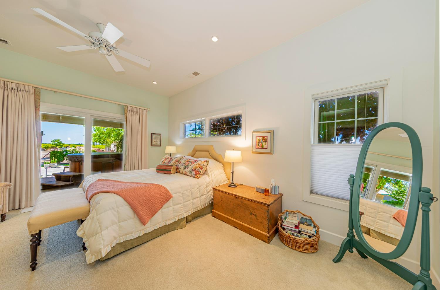 Property photo 38