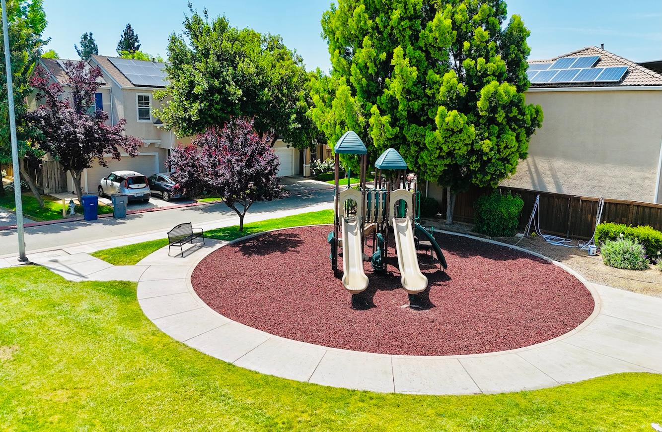 Property photo 40