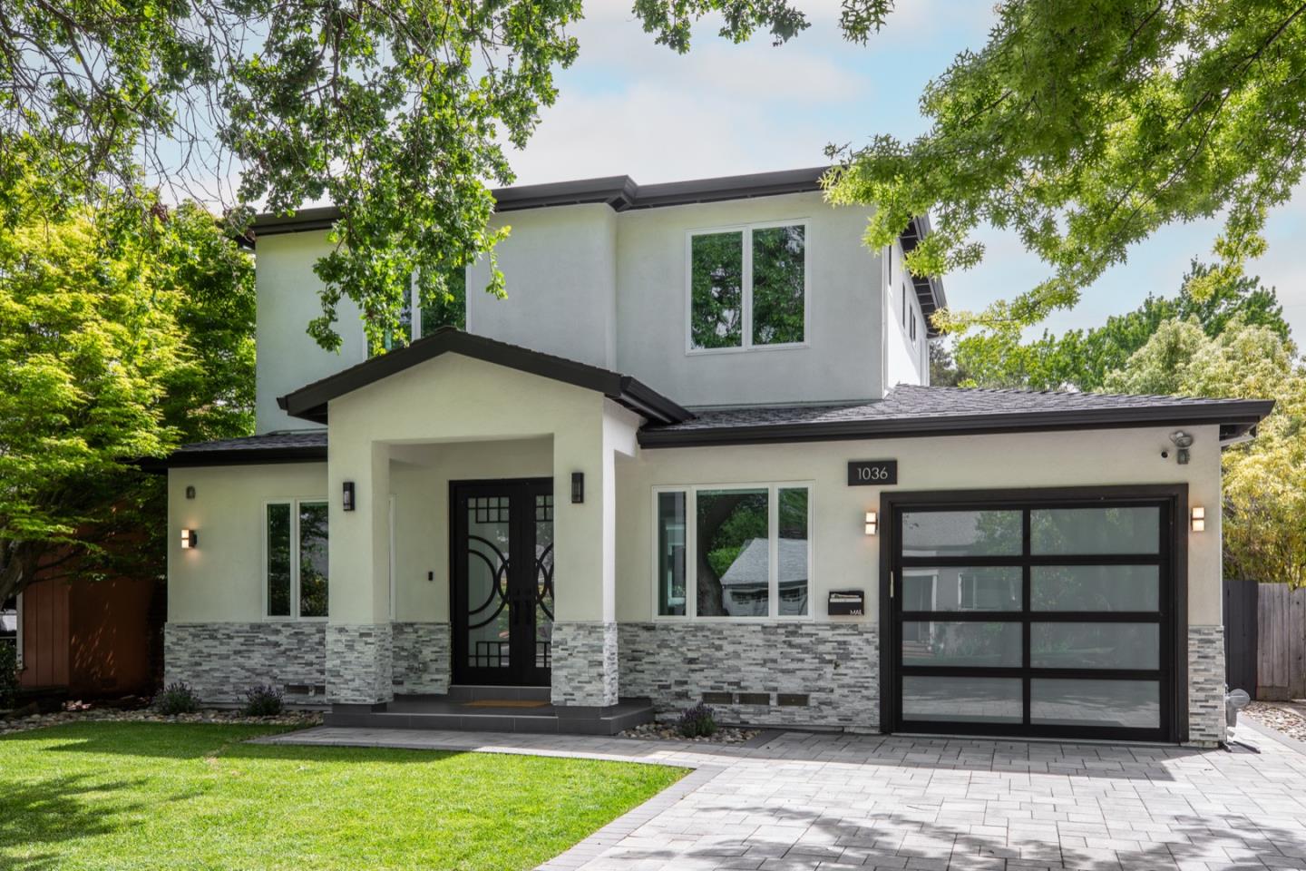 1036 Oakland Ave